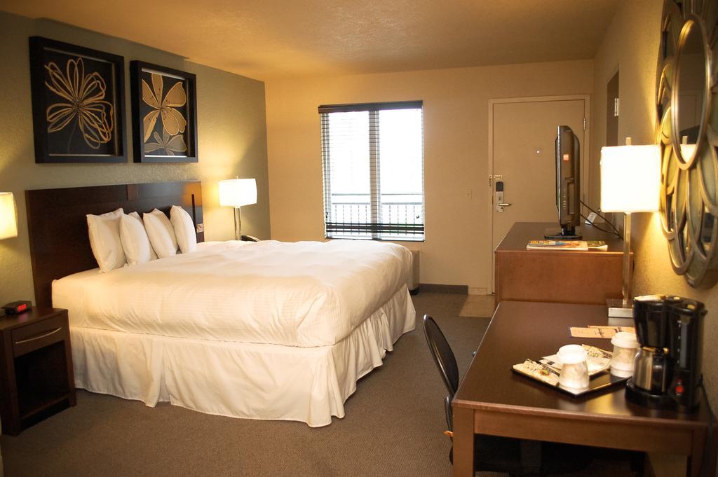 Unique Suites Hotel Charleston Eksteriør billede